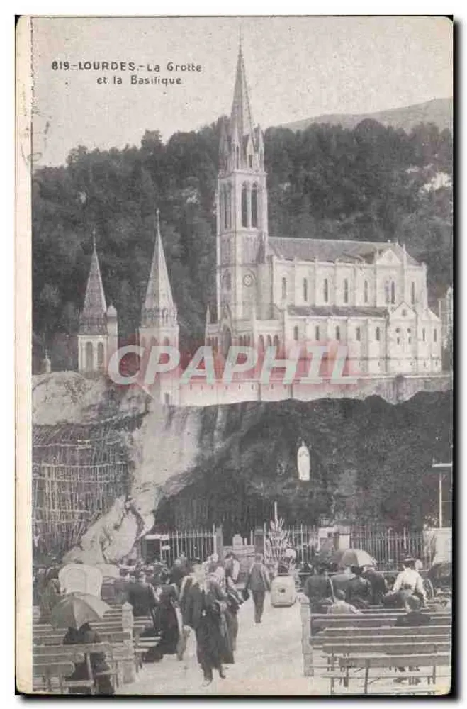 Lourdes - A Gruta e a Basílica - Frente