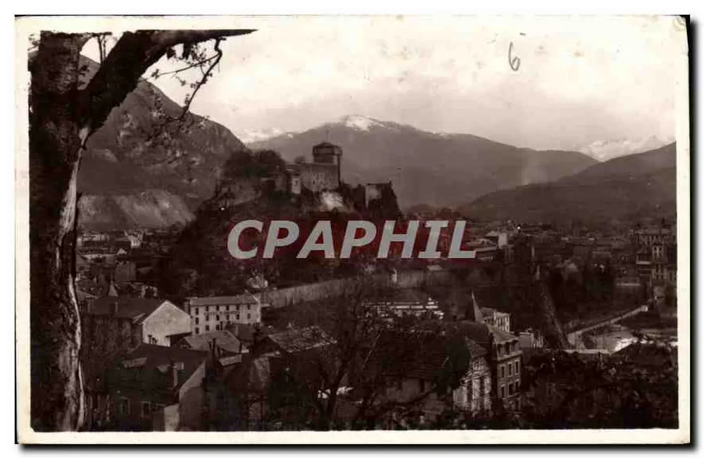 Das Schloss und der Pic du Jer — Lourdes — Édition P. Doucet - Vorderseite