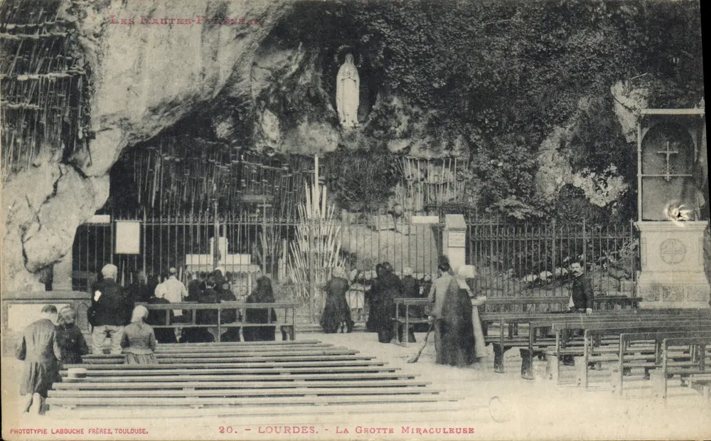 Lourdes - A Gruta Milagrosa — Fototipia Labouche Frères, Toulouse, n°20 - Frente