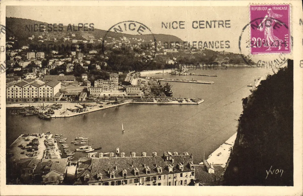 Ansicht des Hafens von Nice — Centre — Verleger Yvon, n°88 - Vorderseite