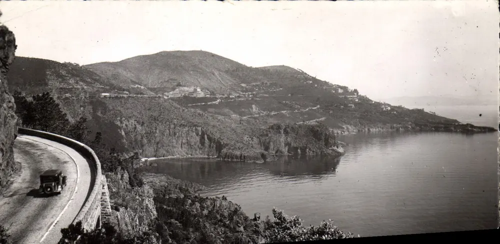 La Corniche d'Or — Zwischen Miramar d'Estérel und Théoule — Éditions HELLA, N° 06 - Vorderseite