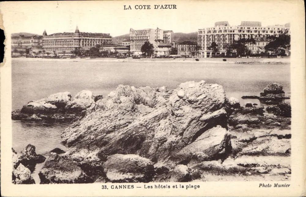Cannes — Os hotéis e a praia — Photo Munier - Frente