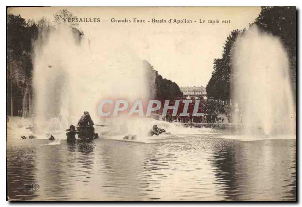 Versailles — Grandes Eaux - Bassin d'Apollon - Der grüne Teppich - Vorderseite