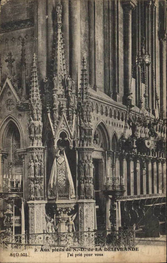 Innenansicht der Kathedrale Notre-Dame de La Délivrande — Verleger A4-D, Nr. 574 - Vorderseite