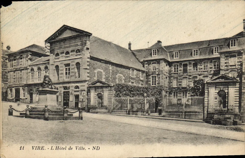 Vire - O Hotel de Ville - ND - Frente