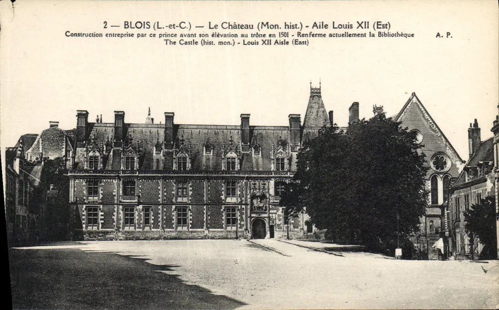 Blois (Loir-et-Cher) — Das Schloss (Historisches Monument) — Flügel Louis XII (Ost) - Vorderseite