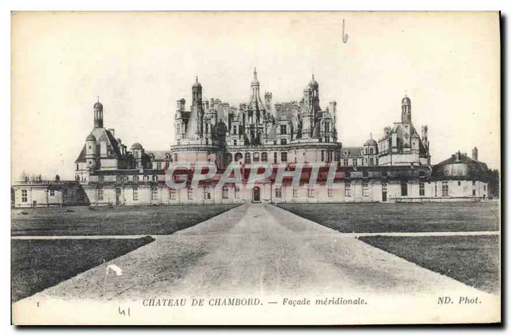 Castelo de Chambord — Facha meridional — ND. Phot. - Frente