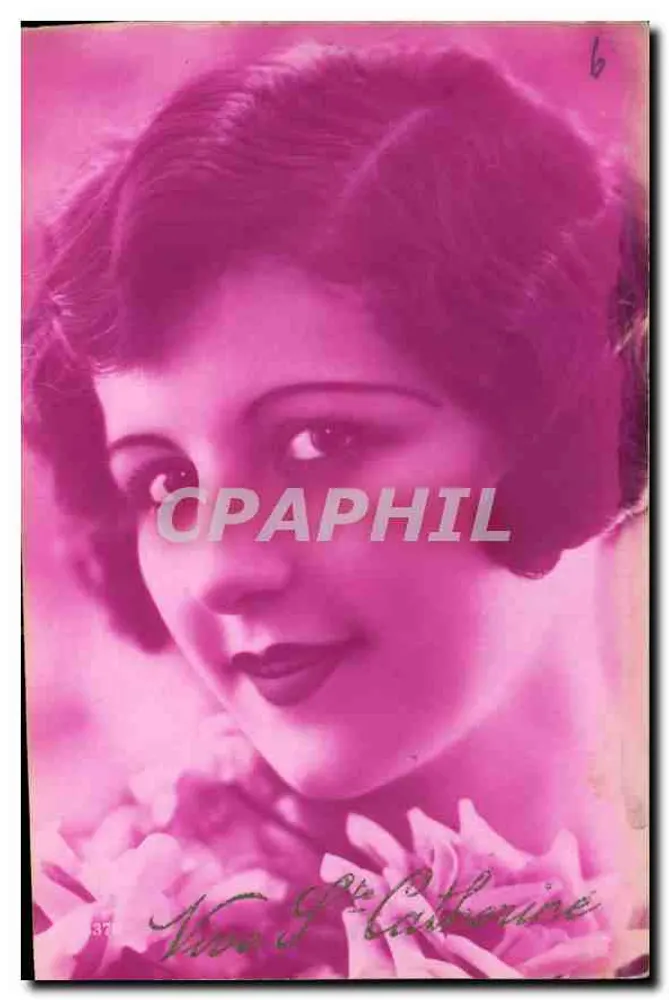 Viva G. Catherine — Retrato feminino em rosa - Frente