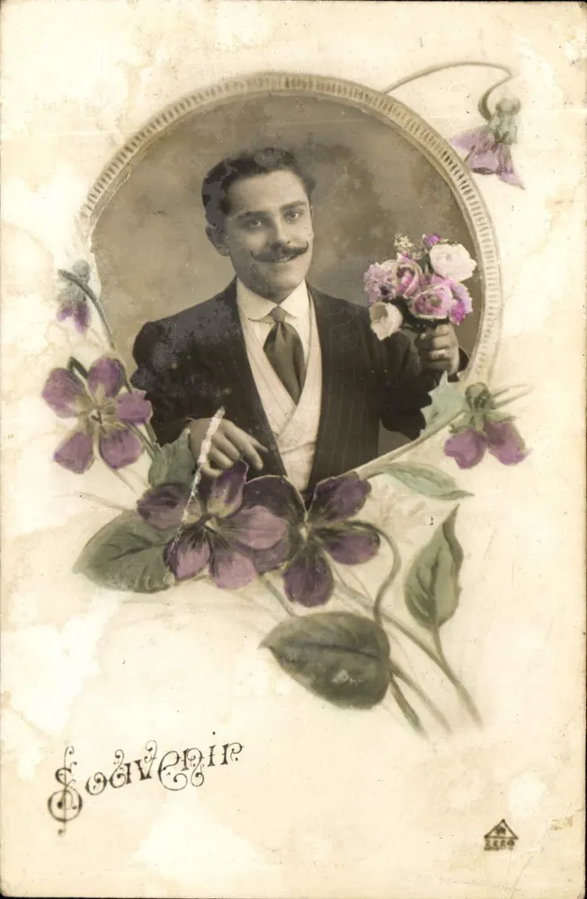 Homem em traje — com buquê de flores — editor SÈCO n° 100 - Frente