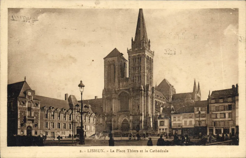Lisieux - Place Thiers und die Kathedrale — unbekannter Verlag, Nr. 3 - Vorderseite