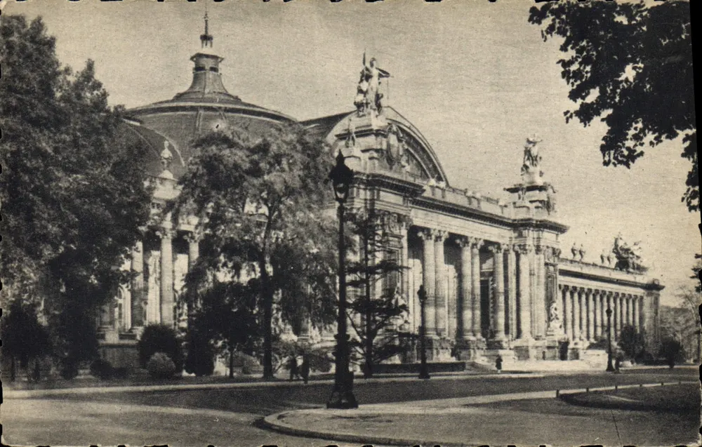 O Grande Palácio — Paris — Edições MARCO n°5 - Frente