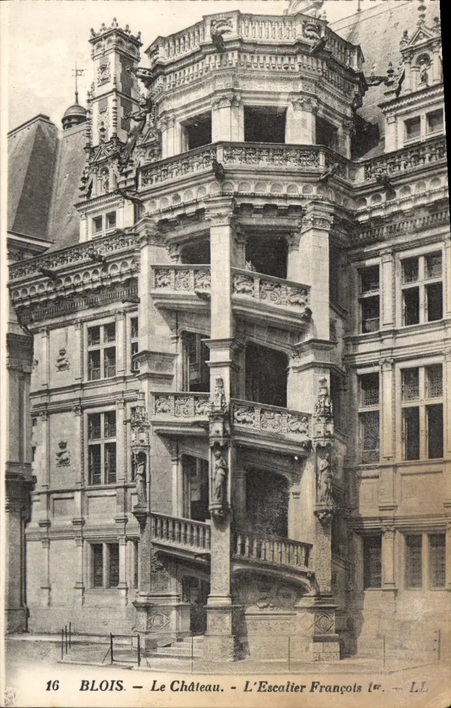 Blois — Das Schloss — Treppenhaus François Ier — LL - Vorderseite