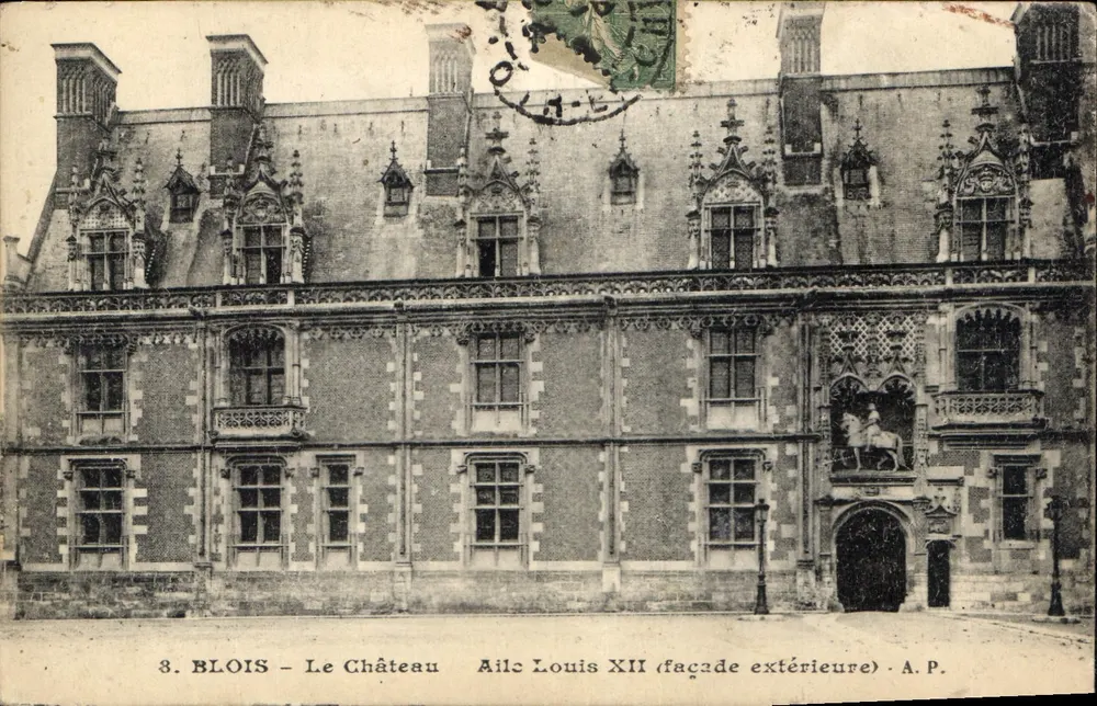 Blois - Die Flügel Louis XII (Außenfassade) - A.P. - Vorderseite