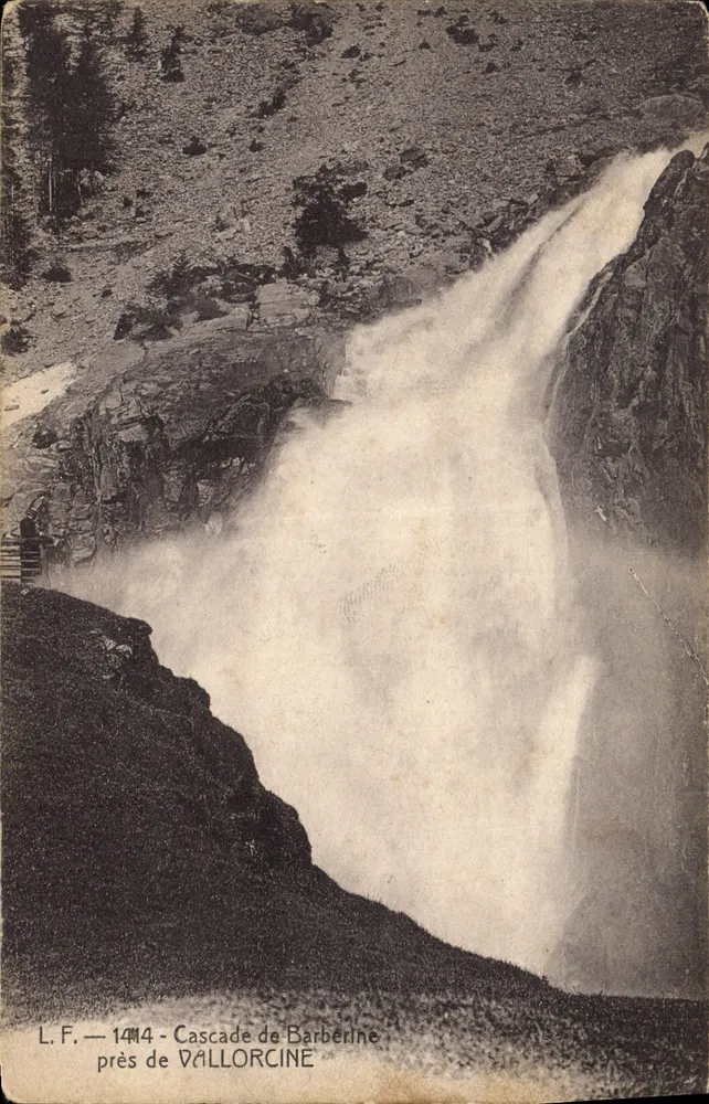 Cascata de Barberine — perto de Vallorcine — L.F. — 1414 - Frente