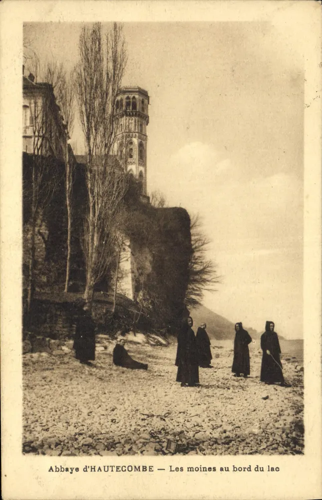 Abtei HAUTECOMBE — Die Mönche am See - Vorderseite