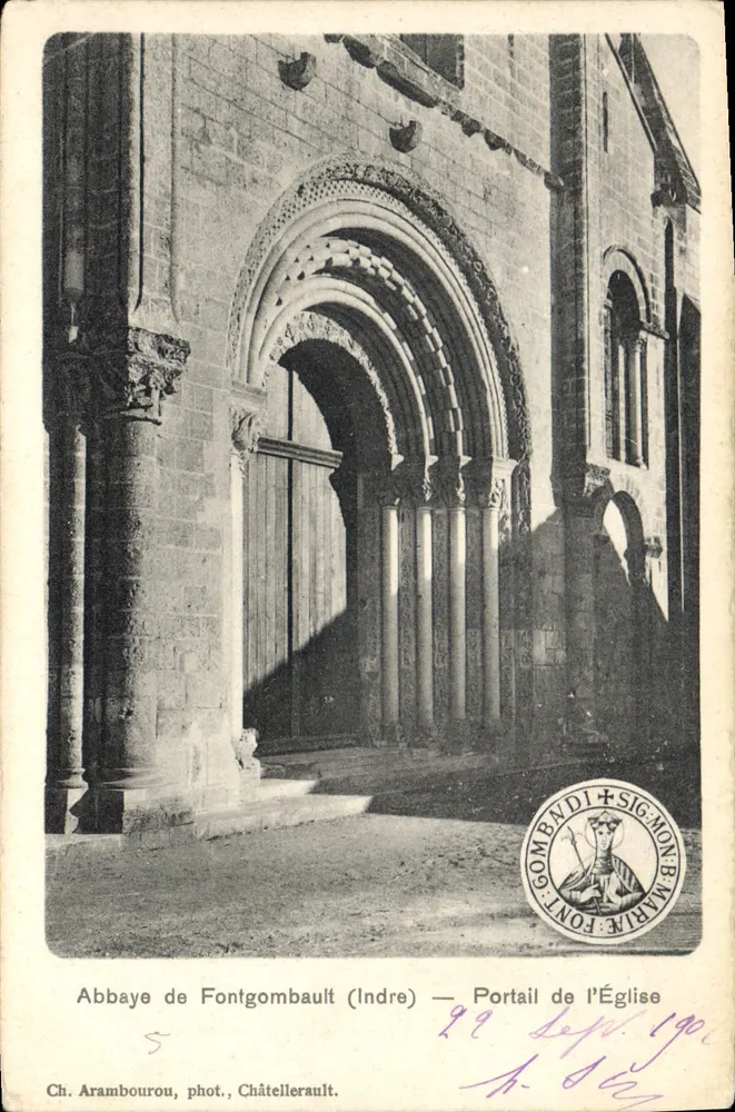 Abtei Fontgombault (Indre) — Portal der Kirche — Ch. Arambourou, Foto, Châtellerault - Vorderseite