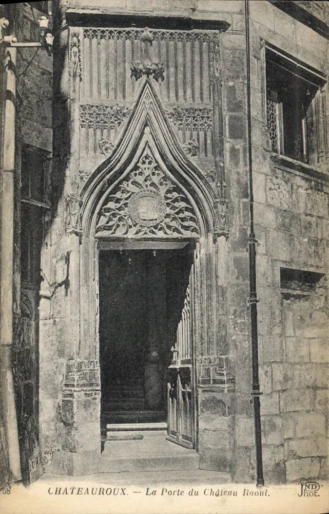 Châteauroux — A Porta do Castelo Raoul — JND Fot. - Frente