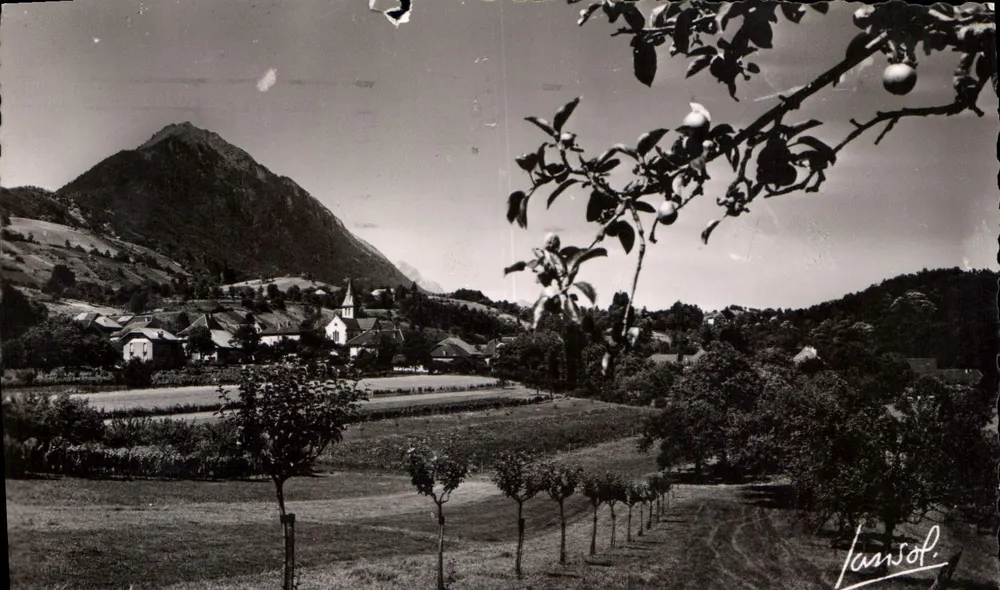 Fronteix (Savoie) — Vista general del municipio y de la Butte-Etoile — Jansol - Anverso