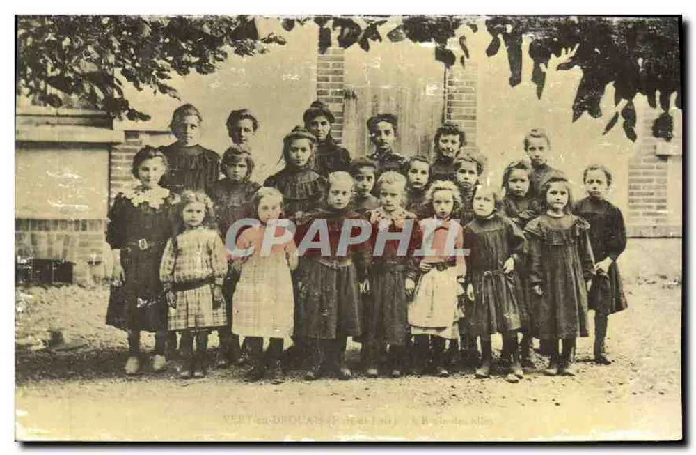 Mädchen-Schule — Vertes-Dépouans (Puy-de-Dôme) — Verlag Cecodi BP 49 Les Ulis - Vorderseite