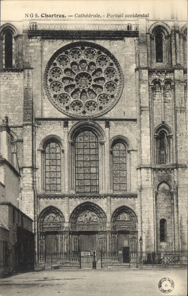 Chartres — Catedral — Portal ocidental — NG 9, editor 'Cartes Postales Chartres' - Frente