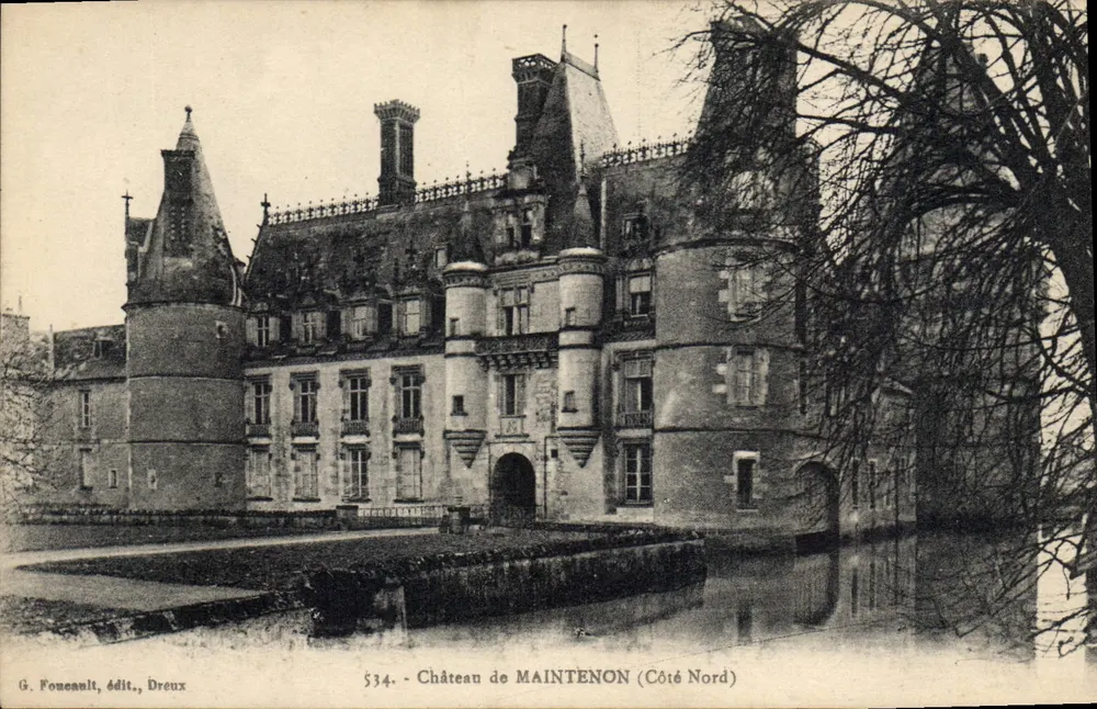 Castelo de Maintenon — Lado Norte — G. Fonceault, editor, Dreux, n° 534 - Frente
