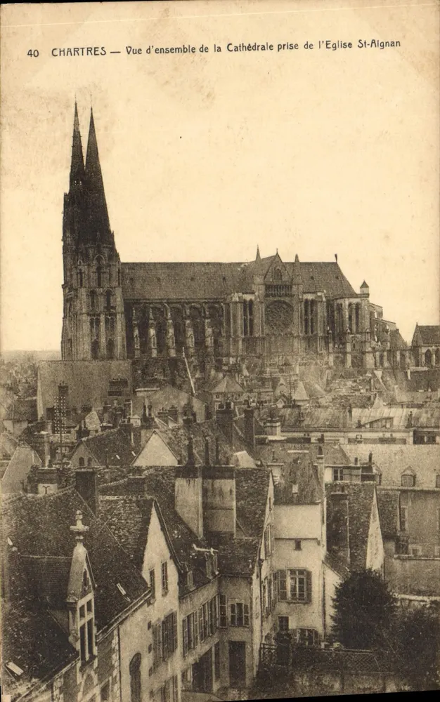 Chartres — Panoramablick auf die Kathedrale von der Kirche St-Algnan — Verlag P. A. Antechus, Nr. 40 - Vorderseite
