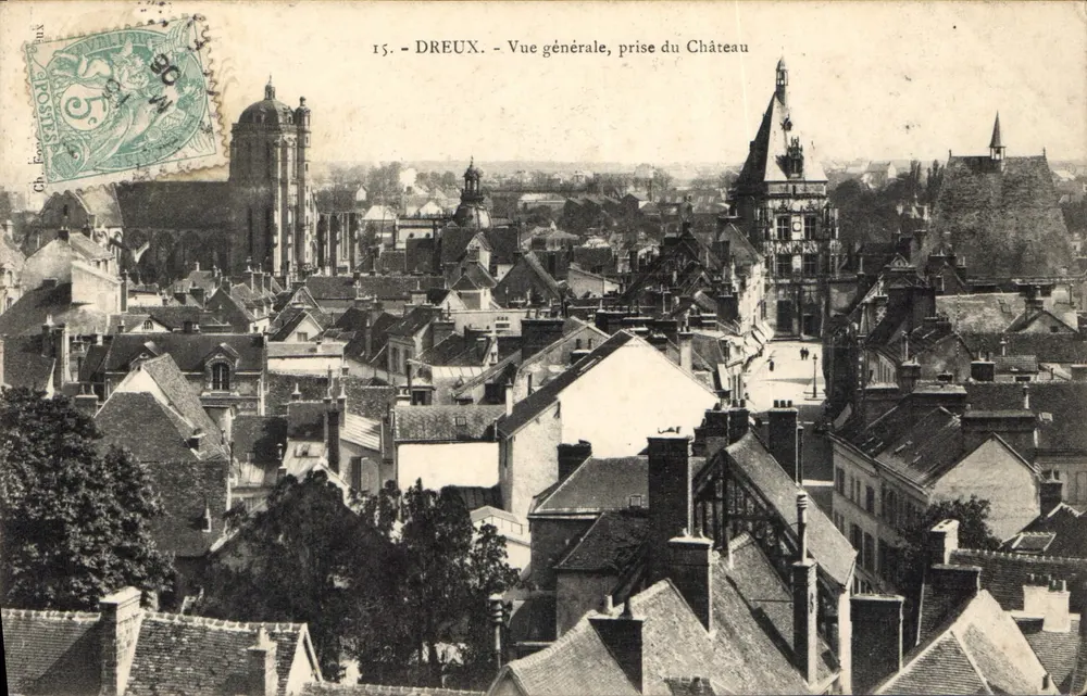 Dreux — Vista geral tirada do Castelo — Ch. Éros - Frente