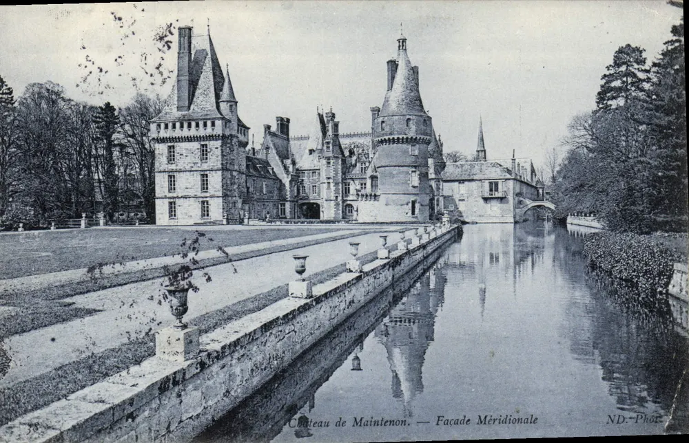 Castelo de Maintenon — Fachaça Meridional — ND. Fot. - Frente