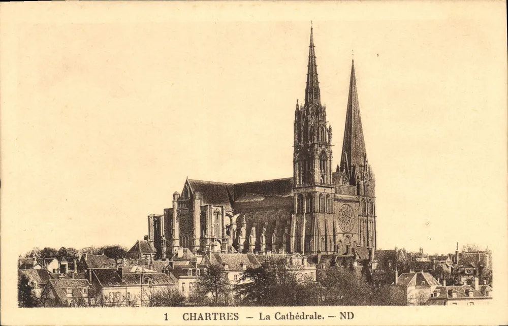 Chartres — A Catedral — ND - Frente