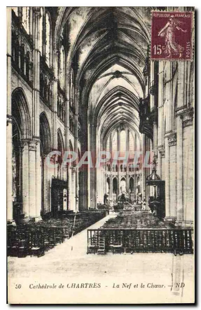 Catedral de CHARTRES — A Nave e o Coro — ND - Frente