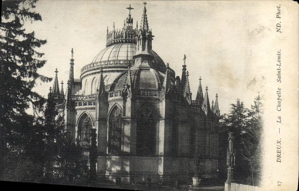 Dreux — A Capela São Luís — ND. Fot. - Frente