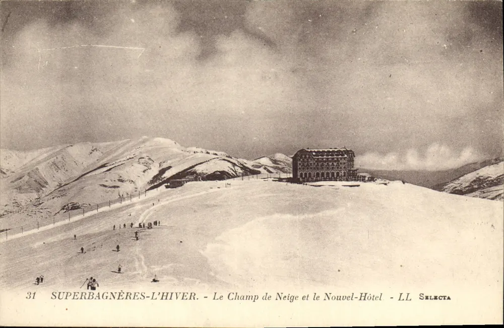 Superbagnères-l'Hiver — Das Schneefeld und das Neue Hotel — LL SELECTA - Vorderseite
