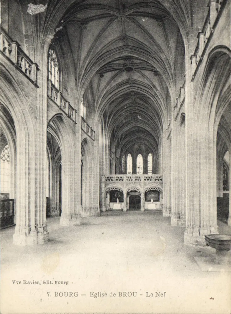 Bourg — Igreja de Brou - A Nave — Vve Ravier, editora Bourg - Frente