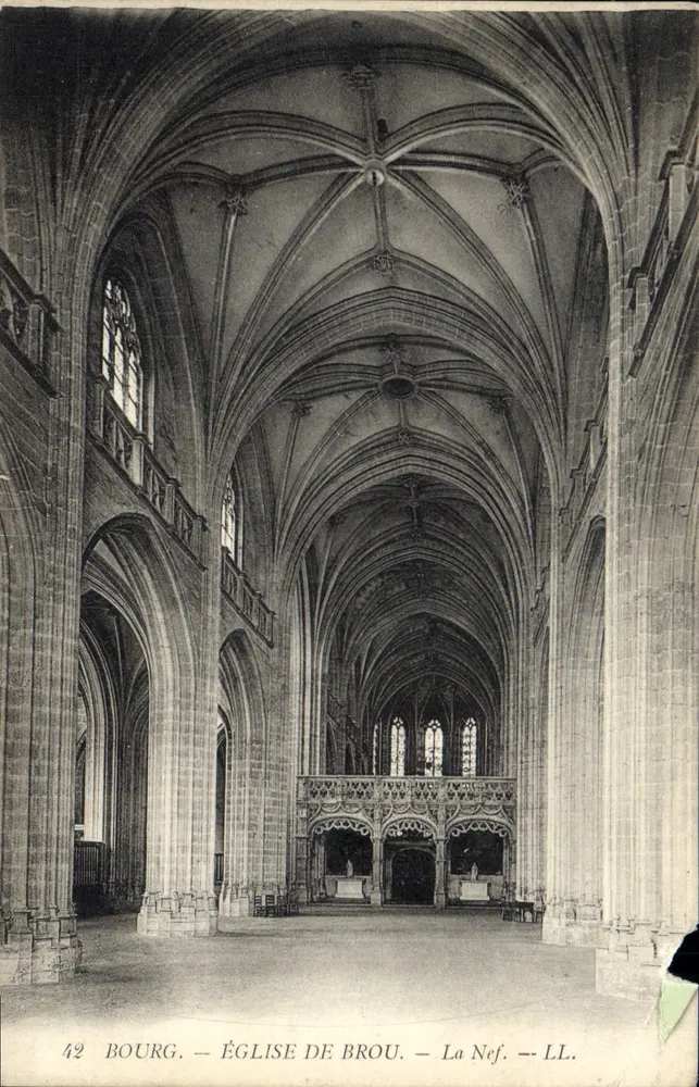 Bourg - Igreja de Brou - A Nave — LL. n°42 - Frente