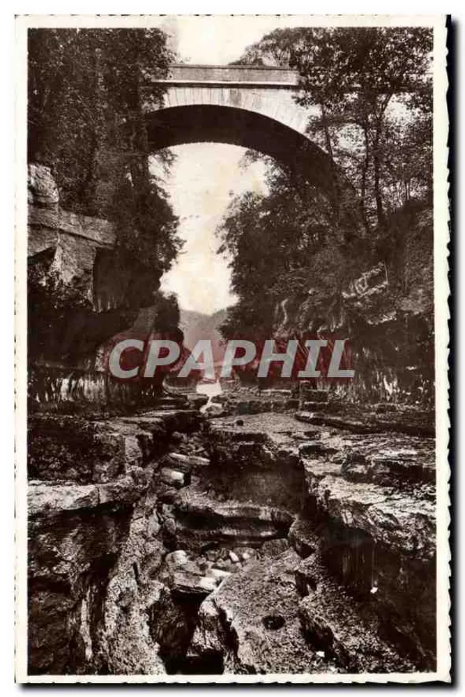 As Gorges da Perda do Ródano — BELLEGARDE (Ain) — editor: Coleção Germain - Mâcon - Frente