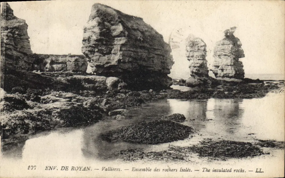 Umgebung von Royan — Vallières — Gruppe von isolierten Felsen — LL. — N° 177 - Vorderseite