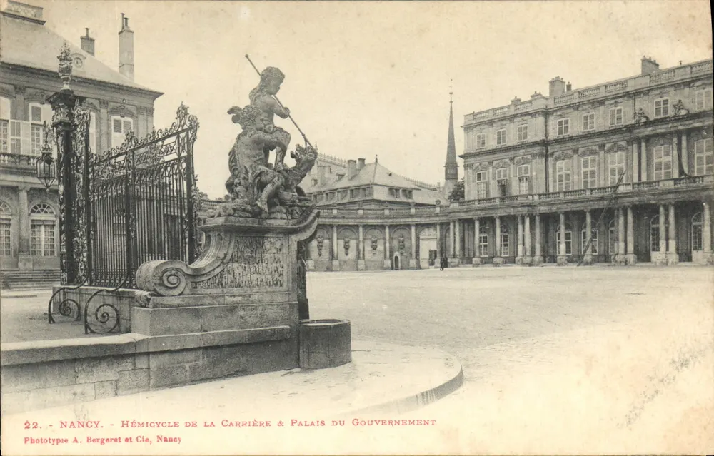 Nancy — Hémicycle de la Carrière & Palais du Gouvernement — Phototypie A. Bergeret & Cie, Nancy - Vorderseite