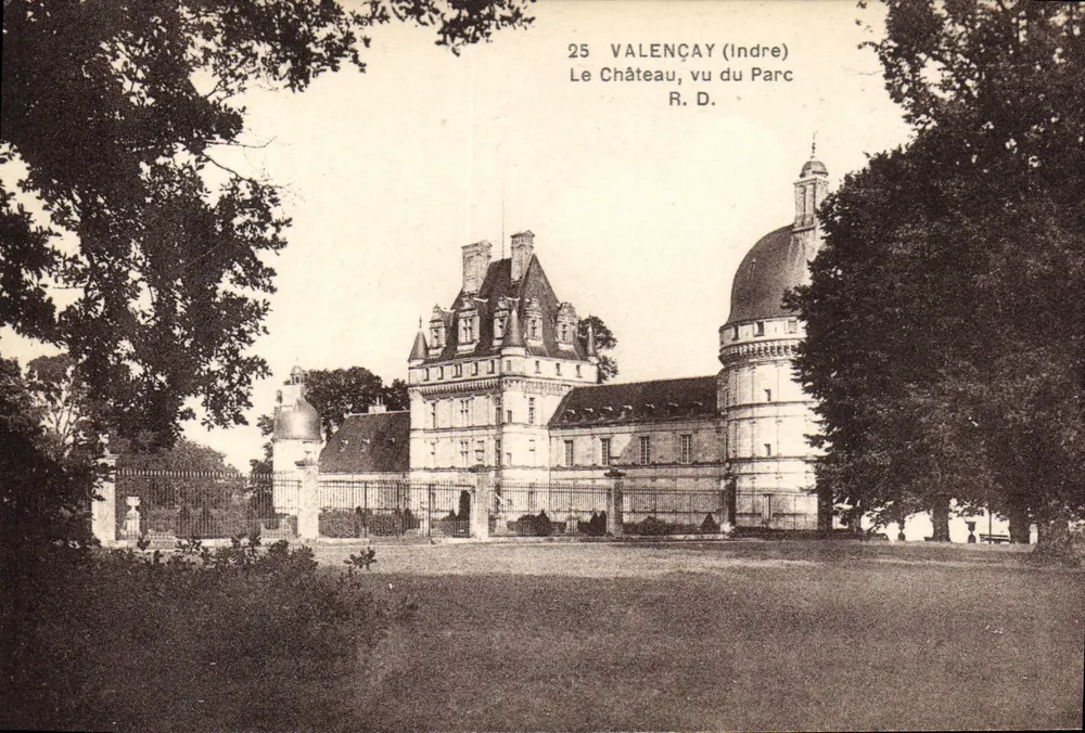 Valençay (Indre) — A Vista do Castelo do Parque — R. D. - Frente
