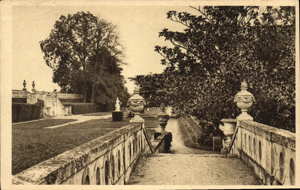 Château de Valençay (Indre) — Garten von Madame la Duchesse — Les Éditions d'Art Wonn, Paris - Vorderseite