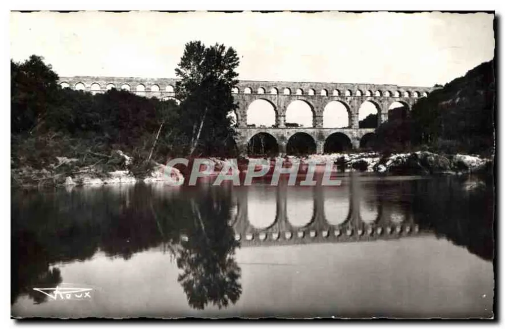 Pont du Gard — Römisches Aquädukt — Edit. ROUX et LACOMBE, 68, rue G.-Puy, Avignon - Vorderseite