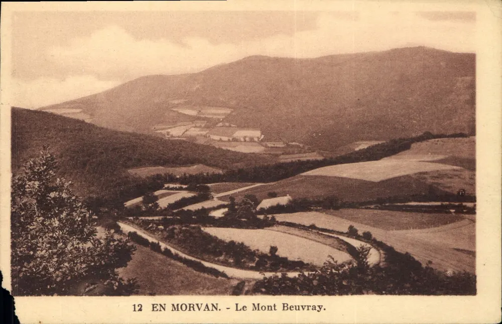 O Mont Beuvray — Em Morvan — Série 12 - Frente