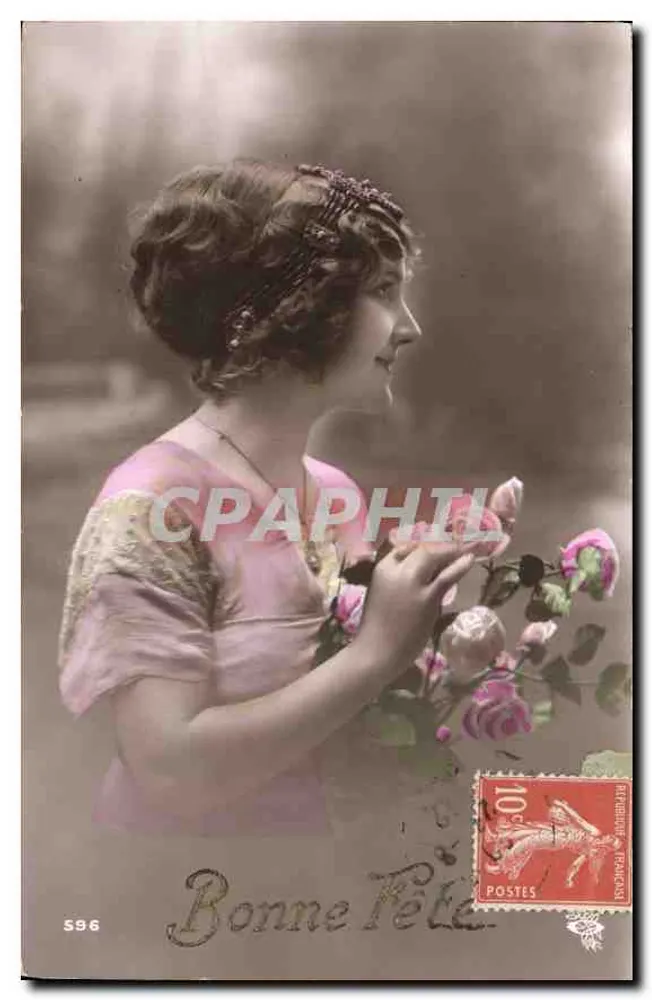 Junge Frau mit Rosen — Frohe Geburtstagskarte — unbekannter Verlag, Nr. 596 - Vorderseite