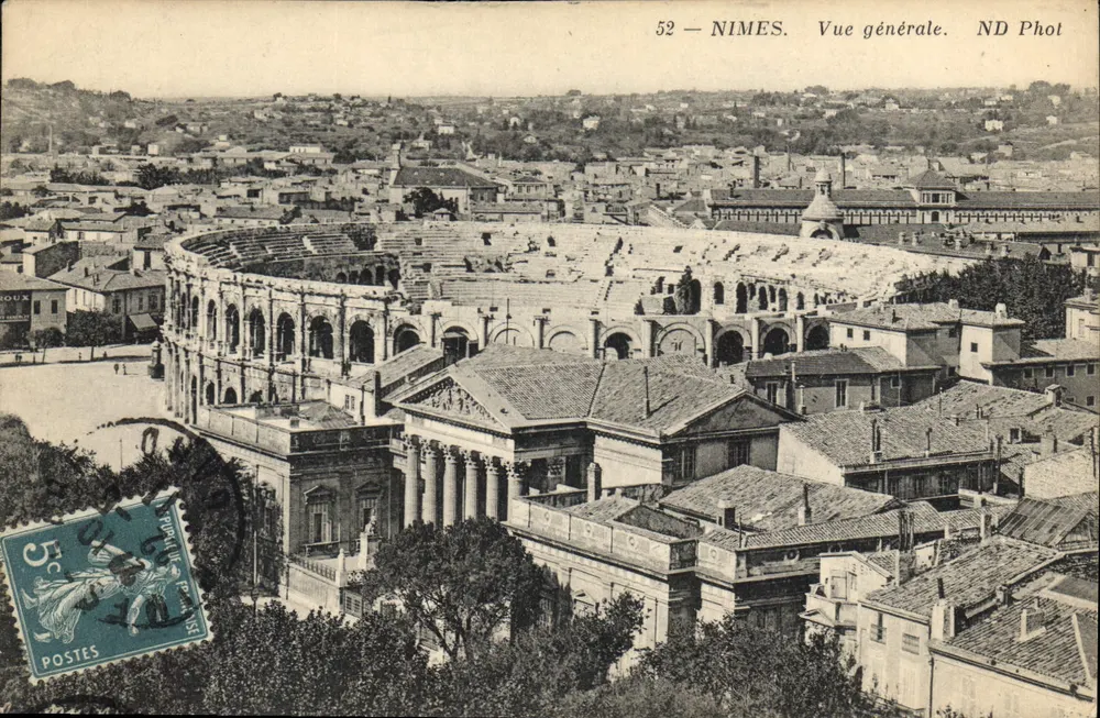 Nîmes — Vista geral — ND Phot - Frente
