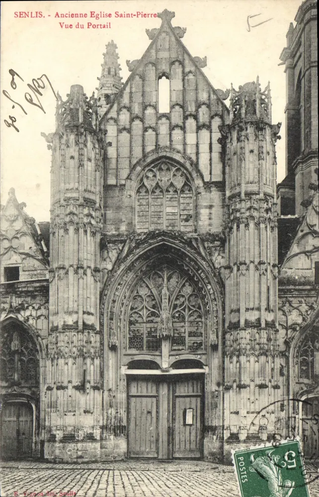 Senlis - Ehemalige Kirche Saint-Pierre - Ansicht des Portals — E. Trigon-dis, Senlis - Vorderseite