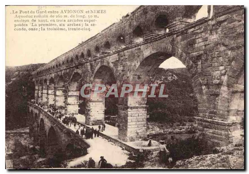 Der Pont du Gard zwischen AVIGNON und NIMES — Römisches Aquädukt von 260 m Länge, 50 m Höhe, mit drei übereinanderliegenden Bögen — Künstleredition IDÉA M. F. Beau, Avignon - Vorderseite