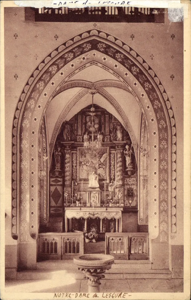 Notre-Dame de Lesgure — Interior da igreja — Carte postale ancienne - Frente