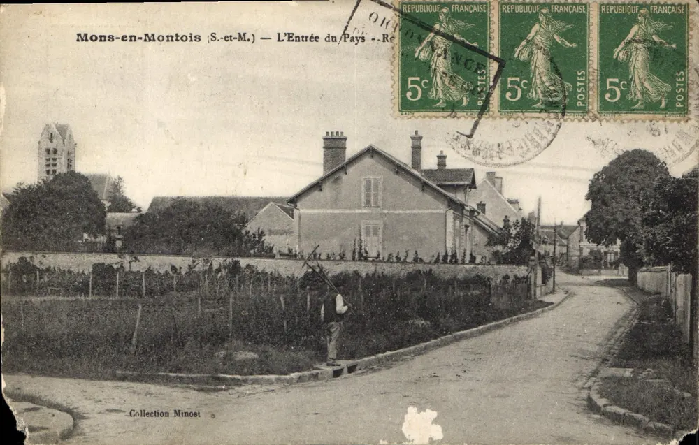 Mons-en-Montois (S.-et-M.) — Die Einfahrt ins Land — Sammlung Minost - Vorderseite