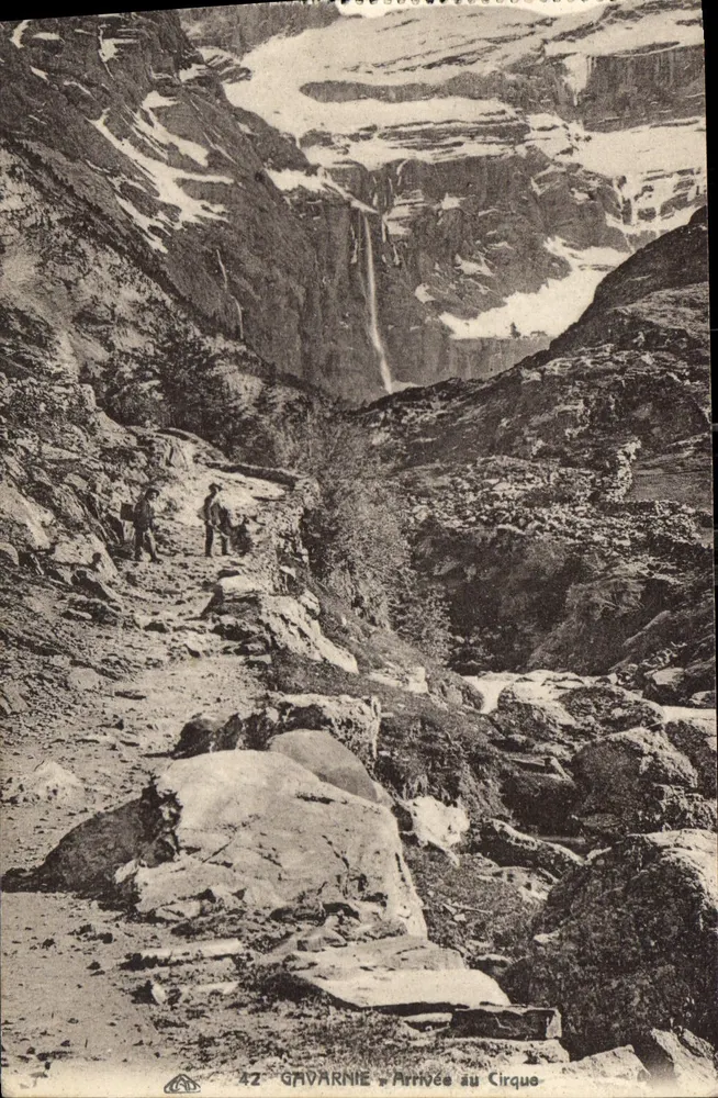Gavarnie — Chegada ao Circo — Editor: Carte Postale Gavarnie, n°42 - Frente