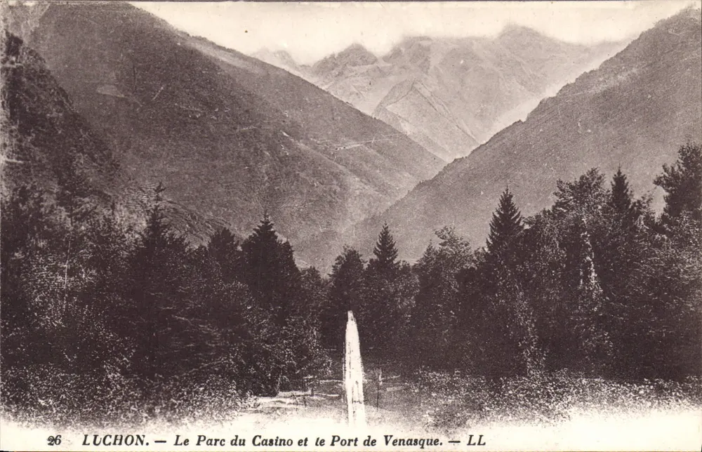 Luchon — Ansicht des Casino-Parks und des Hafens von Venasque — LL - Vorderseite