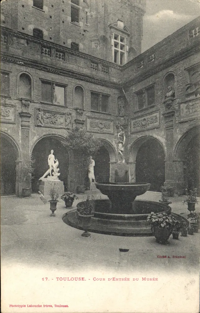 Toulouse - Entrada do Museu — Fototipia Labouche frères, Toulouse, n°17 - Frente